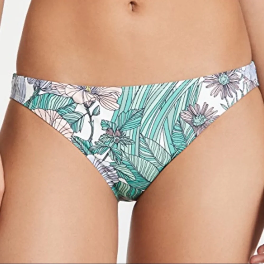 {Tory Burch} Brand New Hibiscus Printed Bikini Bottoms
